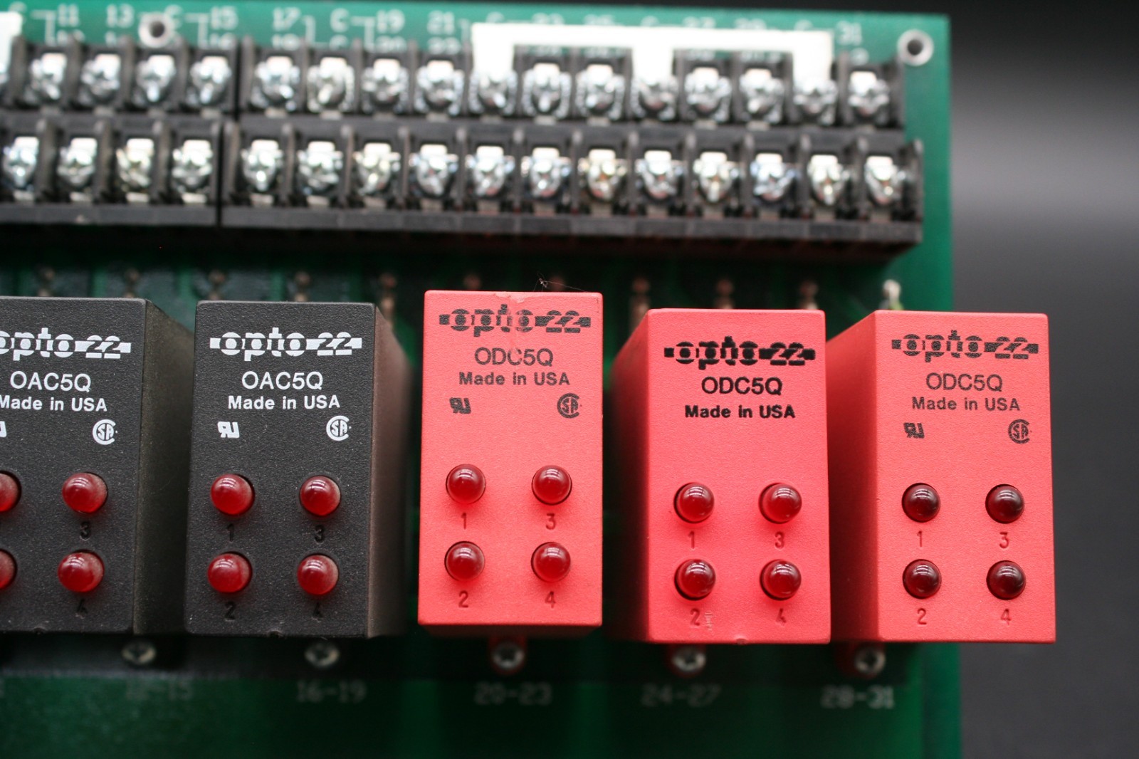 5x Opto 22 OAC5Q Modules w/ 3x Opto 22 ODC5Q Modules + Opto 22 PB32HQ Board