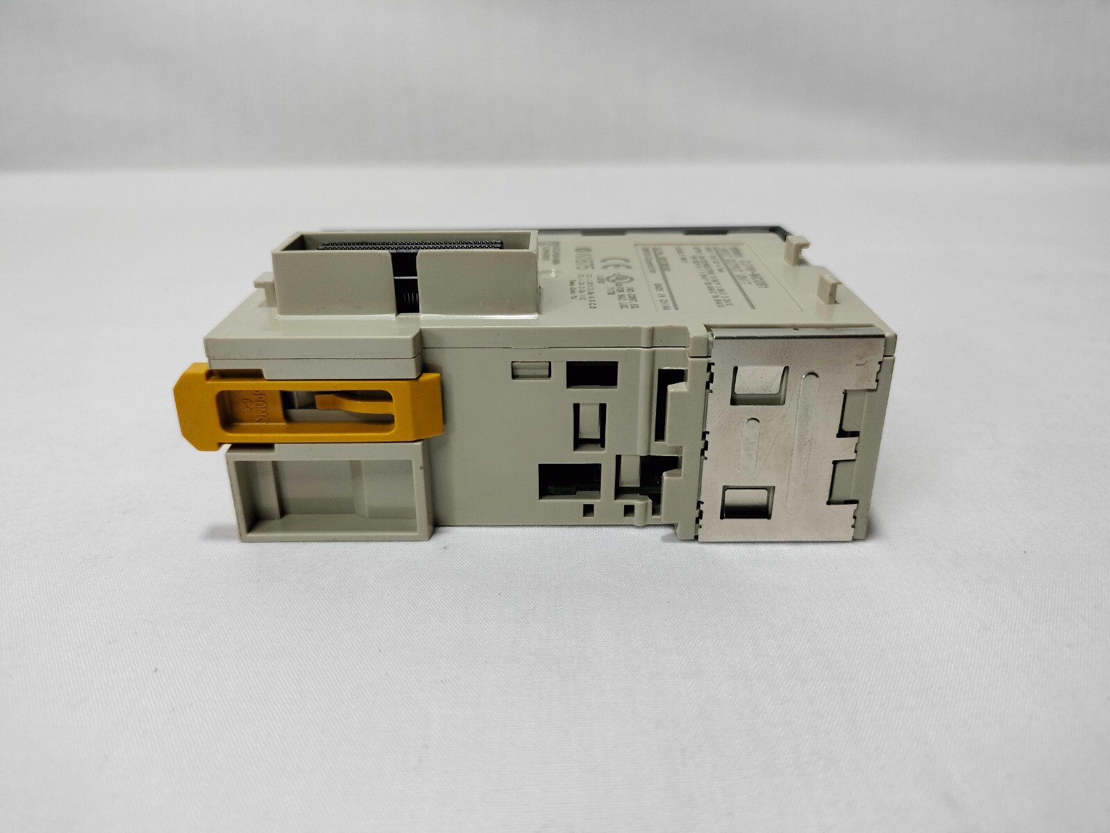 Omron CJ1W-MD261 CJ1WMD261 Input Output Unit 25V DC Made in China