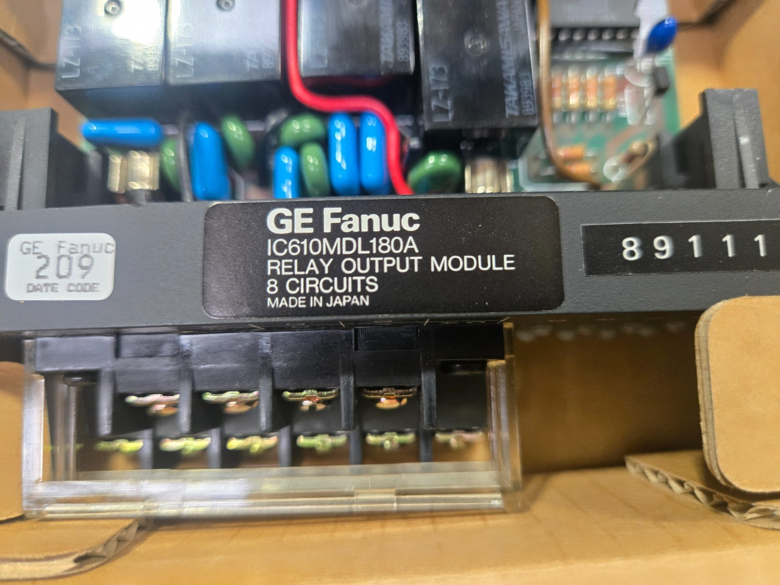 GE Fanuc NEW IC610MDL180A Relay Output Module