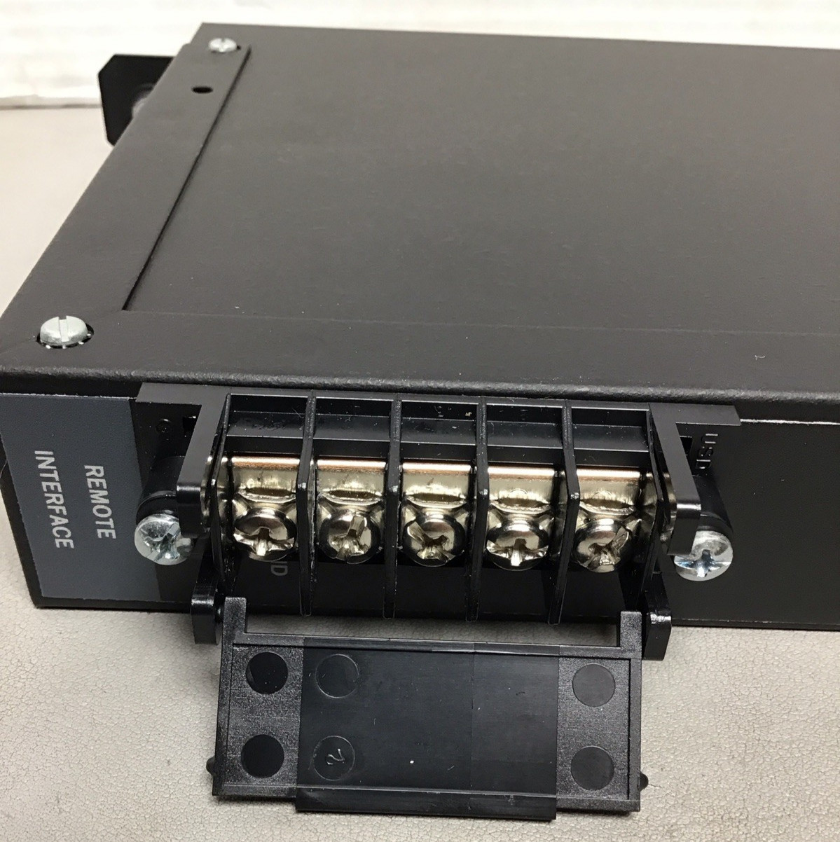 Square D SY/MAX 8030 CRM222 Remote Interface Module 5VDC 1A (R9)