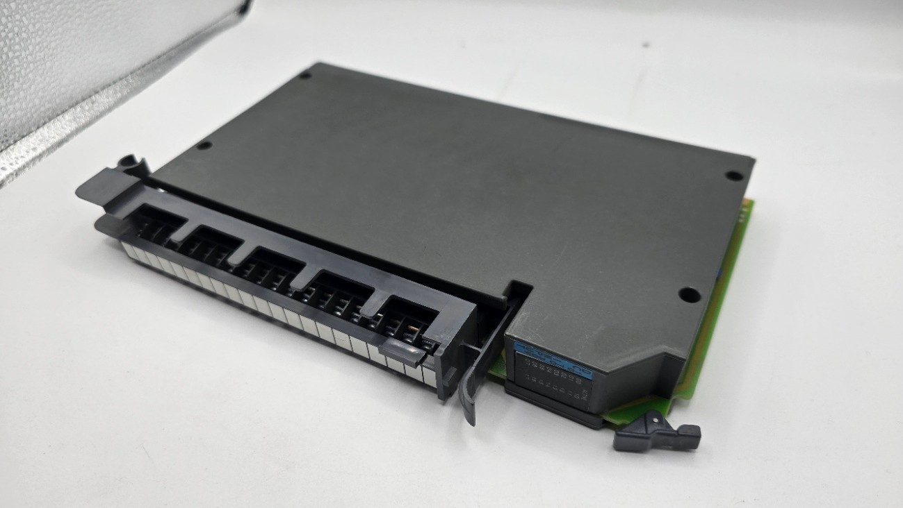 1771-IBD /B Allen Bradley PLC 5 DC Input Module 1771-1BD 1771IBD J12