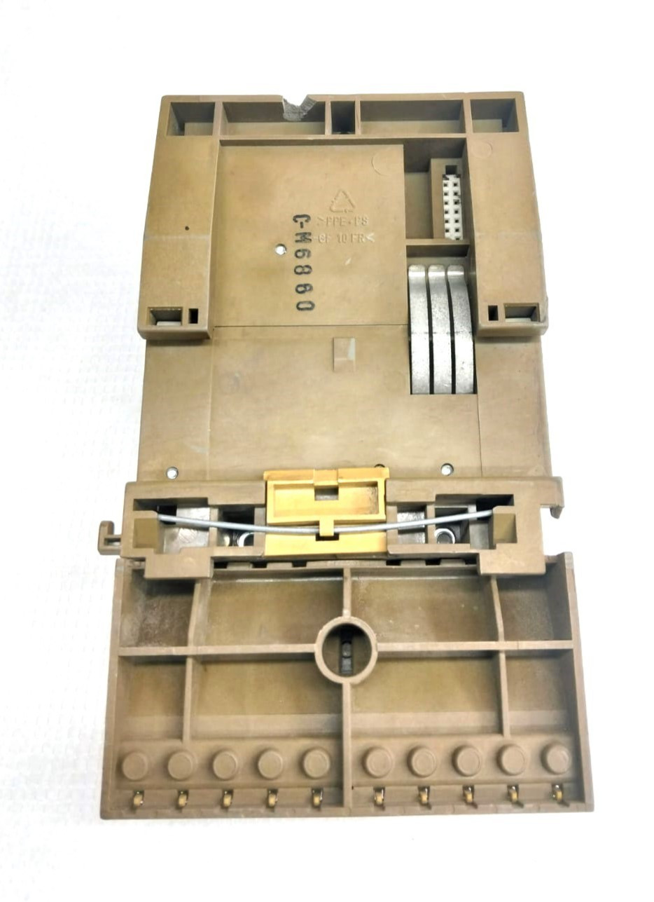 Siemens – SIMATIC S5 Bus Module – 6ES5 700-8MA11 – Screw Type connector