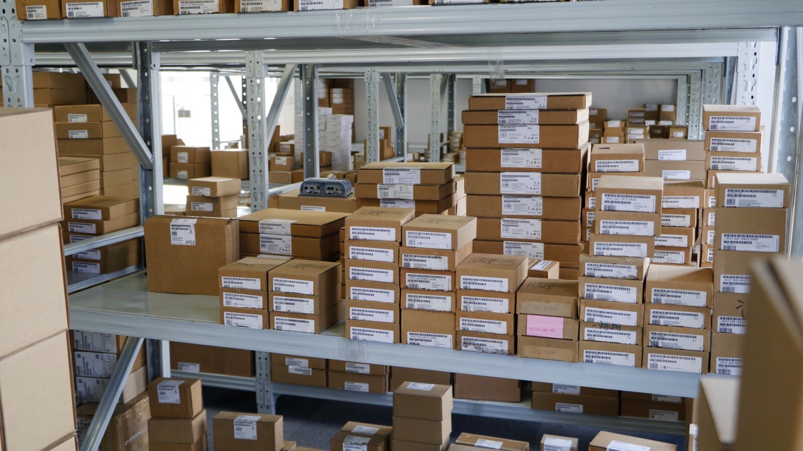 c/New Siemens 6SN1123-1AB00-0CA3 Warranty One Year.