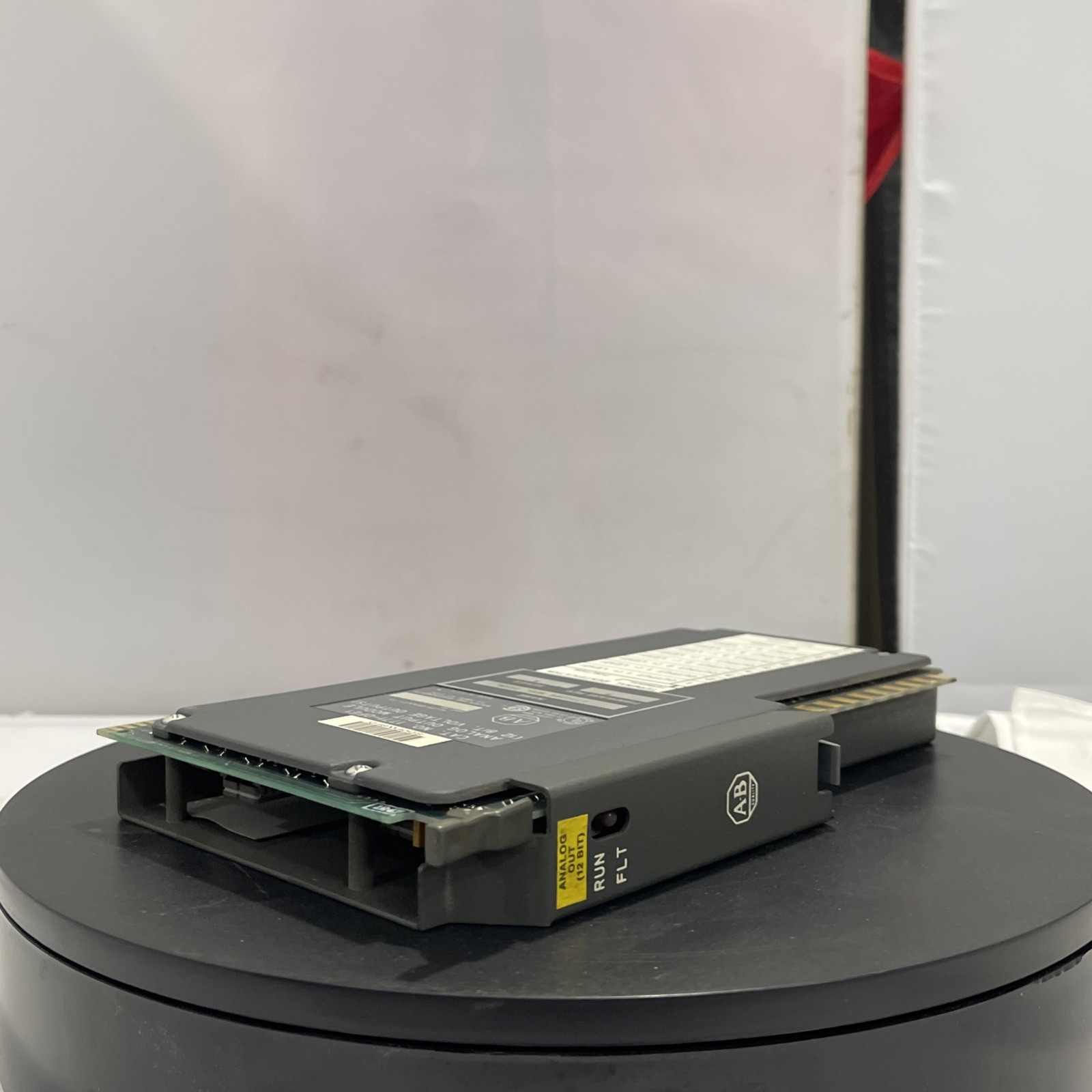 Allen-Bradley 1771-OFE1 Series A 12-Bit Analog Voltage Output Module PLC-5