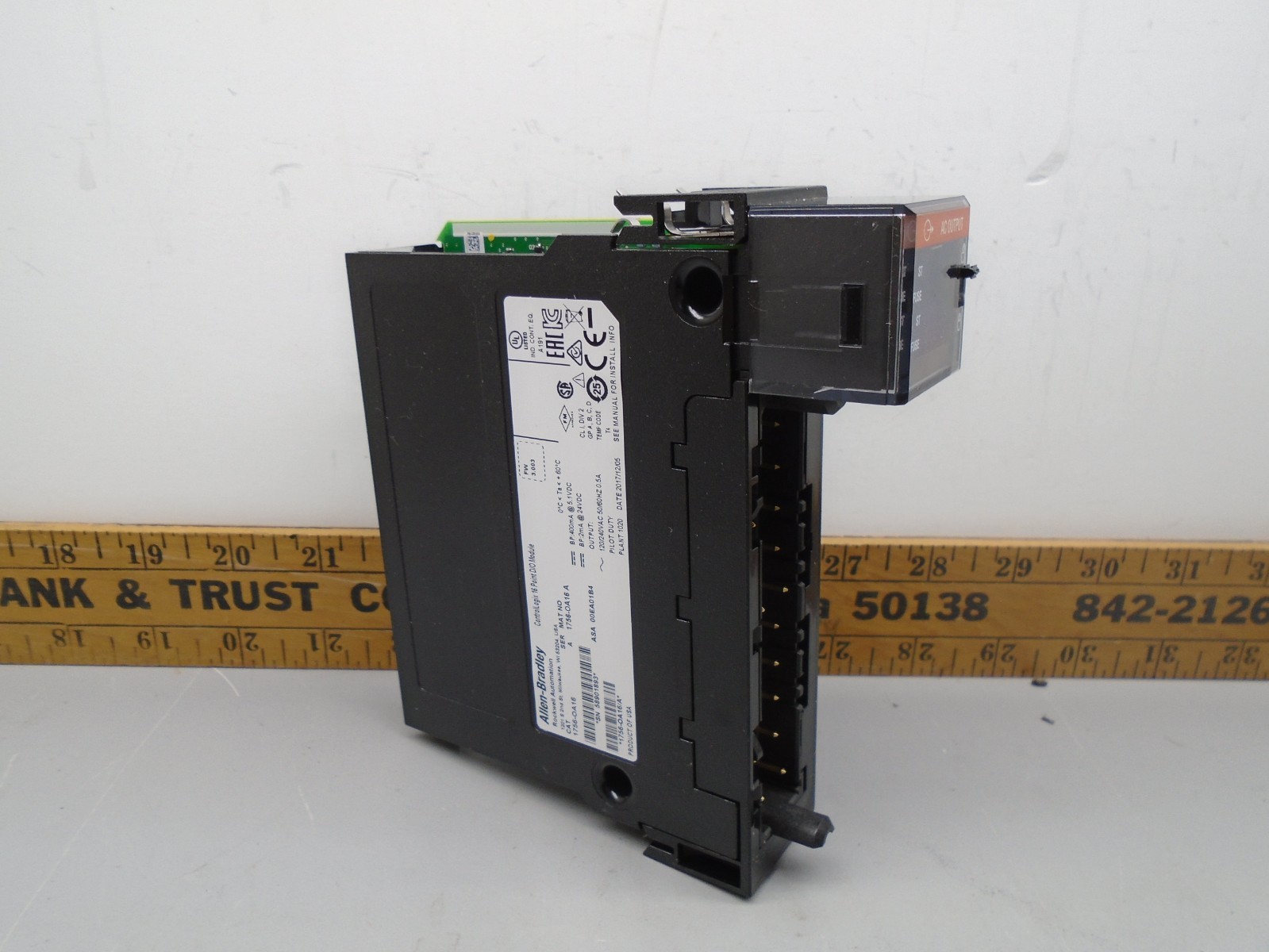 Allen Bradley 1756-OA16 /A Controllogix AC Output 1756-0A16 W209