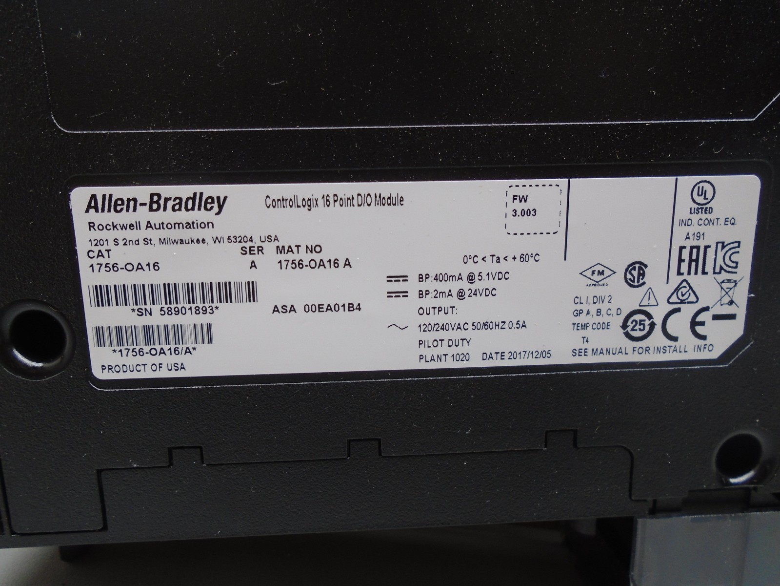 Allen Bradley 1756-OA16 /A Controllogix AC Output 1756-0A16 W209
