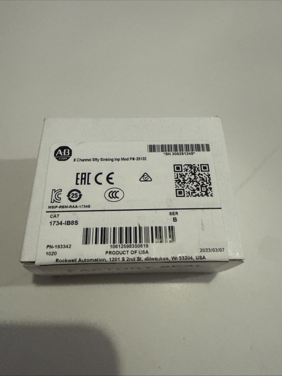 Surplus Allen Bradley 1734-IB8S Ser B 8 Channel Safety Sinking Input Module