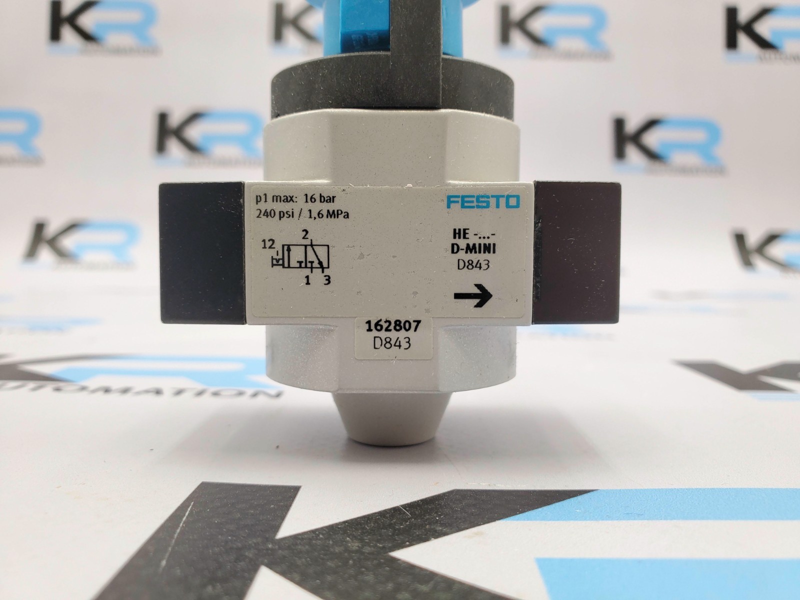 Festo HE-1/4-D-MINI Pneumatic On/Off Valve P1 Max; 16 Bar 240 PSI 162807