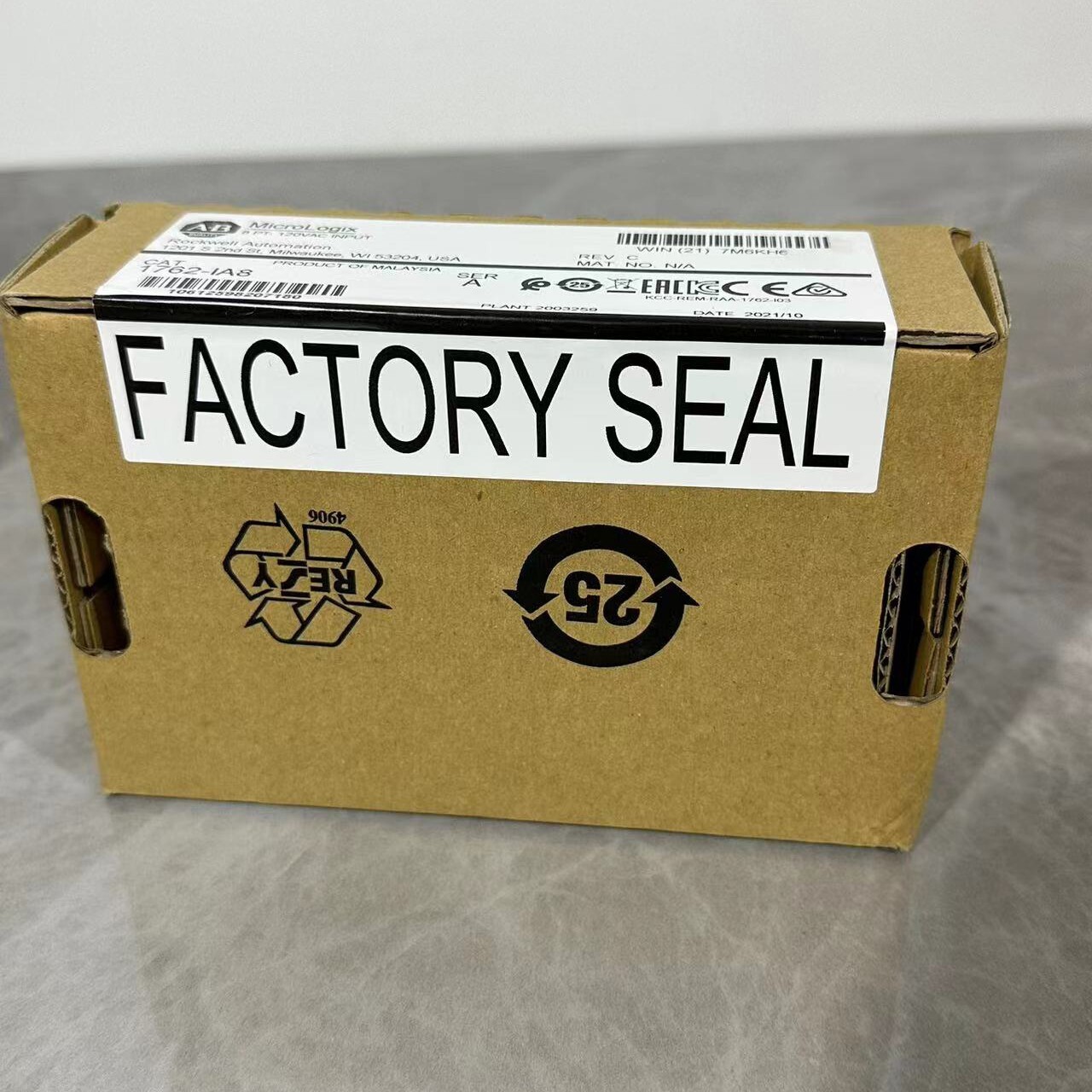 Factory sealed 1762-IA8 Allen Bradley MicroLogix 8 Point 120 VAC Input Module