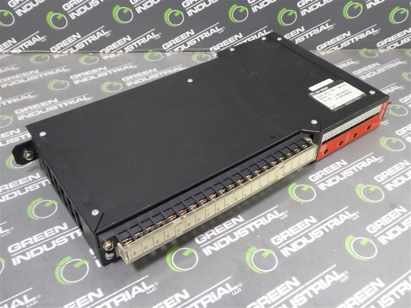 USED Square D 8030 ROM-221 SY/MAX Output Module Series F1