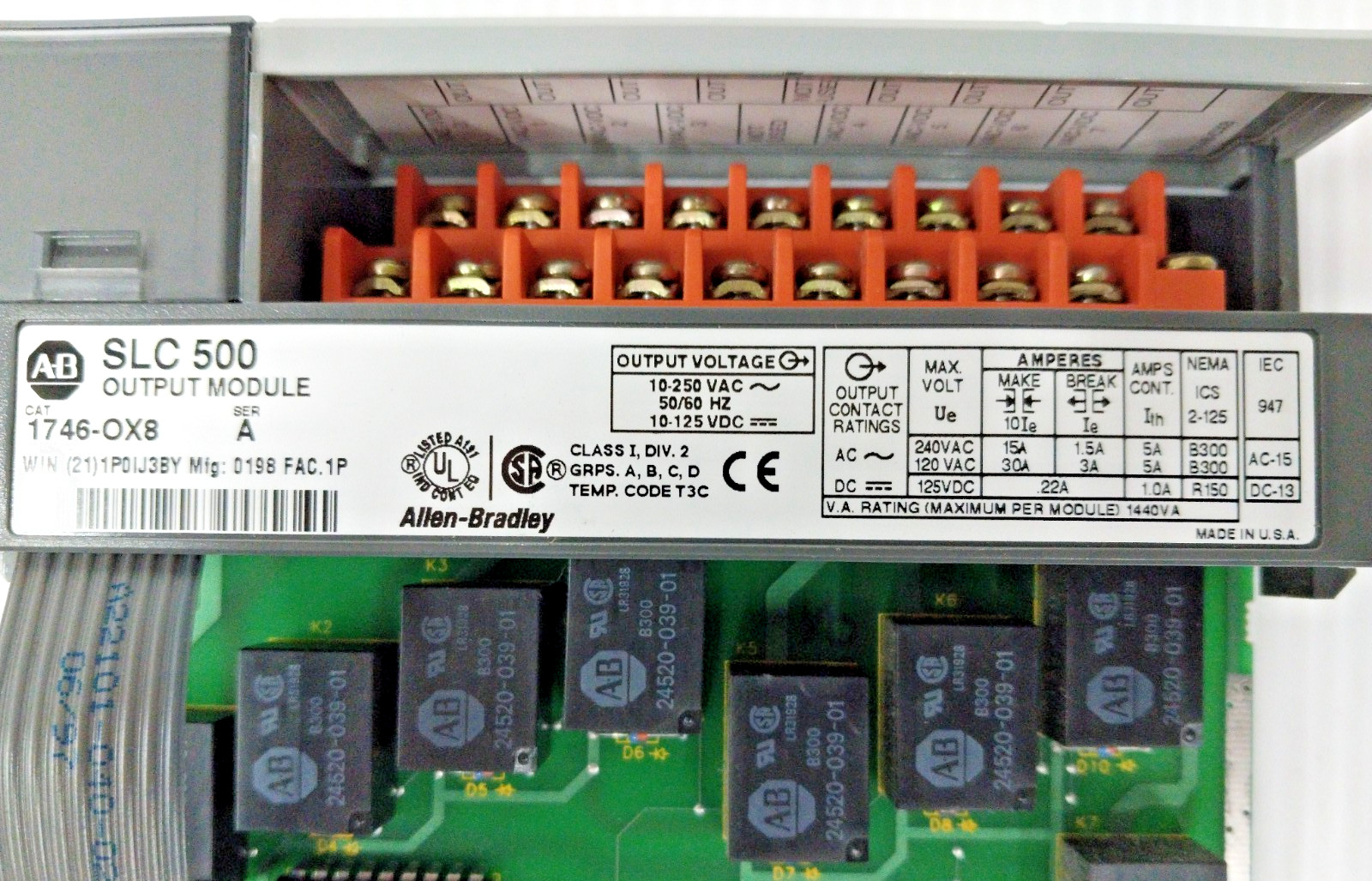 Allen-Bradley SLC 500 Output Module 1746-OX8 Series A