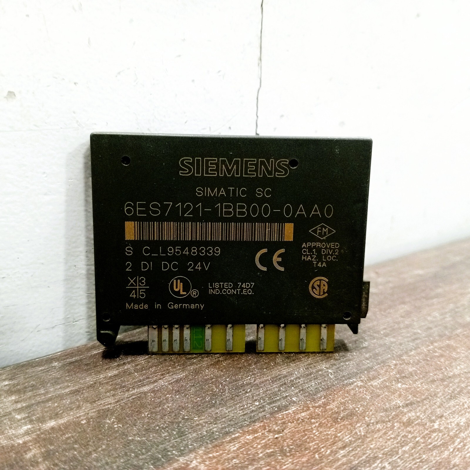 USED | SIEMENS 6ES7121-1BB00-0AA SIMATIC SC ELECTRONIC SUBMODULE 2 DIGITAL INPUT
