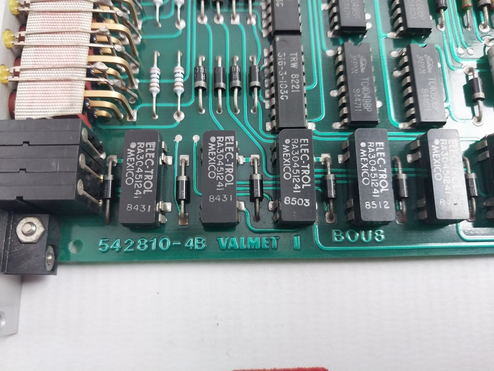 VALMET AUTOMATION BOU 8A Binary Output Unit PCB 542810-4B 542810-4A