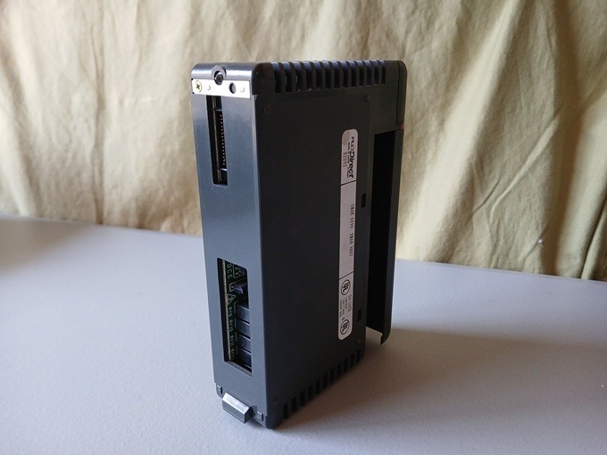 Automation Direct DL405 16-PT Relay Output Module, p/n D4-16TR.