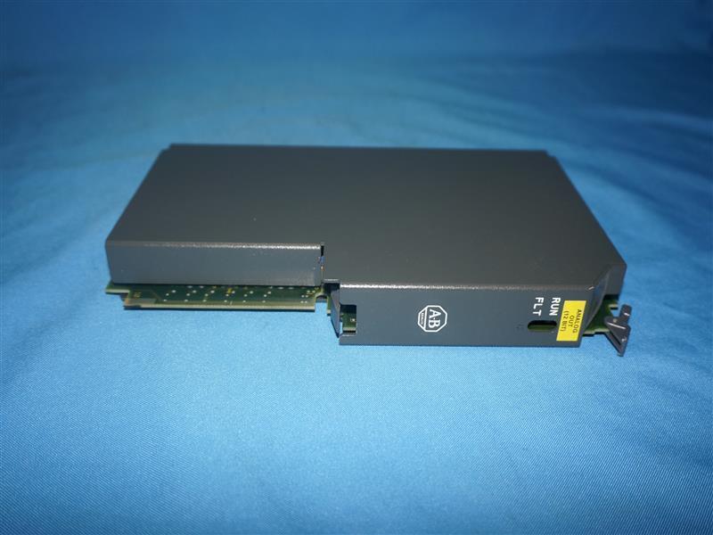 Allen Bradley 1771-0FE1 B 17710FE1B Analog Output Module