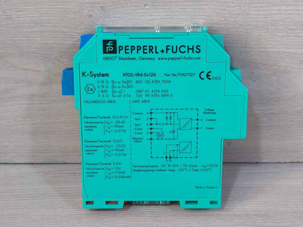 Pepperl+Fuchs KFD2-VR4-EX1.26 Voltage Repeater 70107327-New Without Box