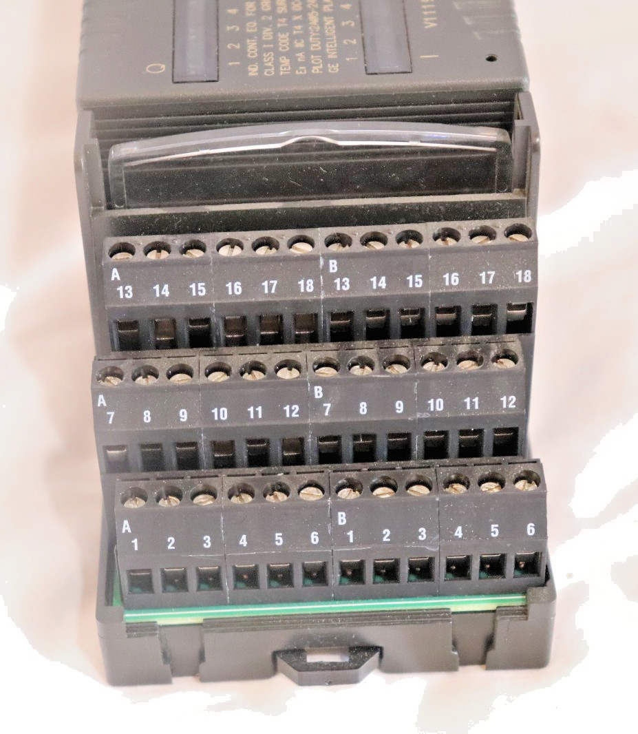 IC200MDD845 GE Fanuc Mixed Output Relay Device IO Discrete Module Device Versama