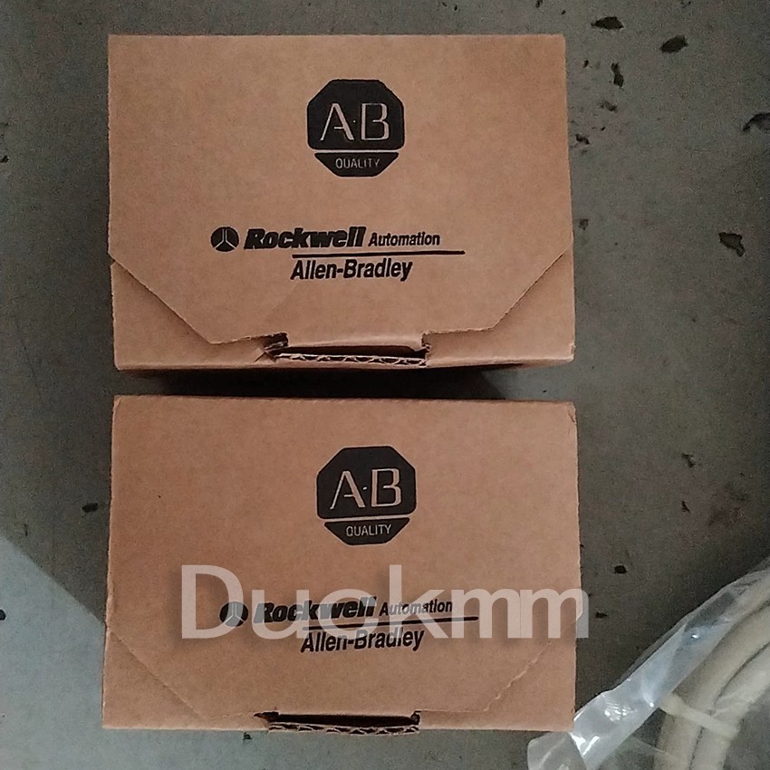 Surplus Open Allen Bradley 1492-AIFM8-3 Ser C 8-Channel Feed-Through I/O IFM