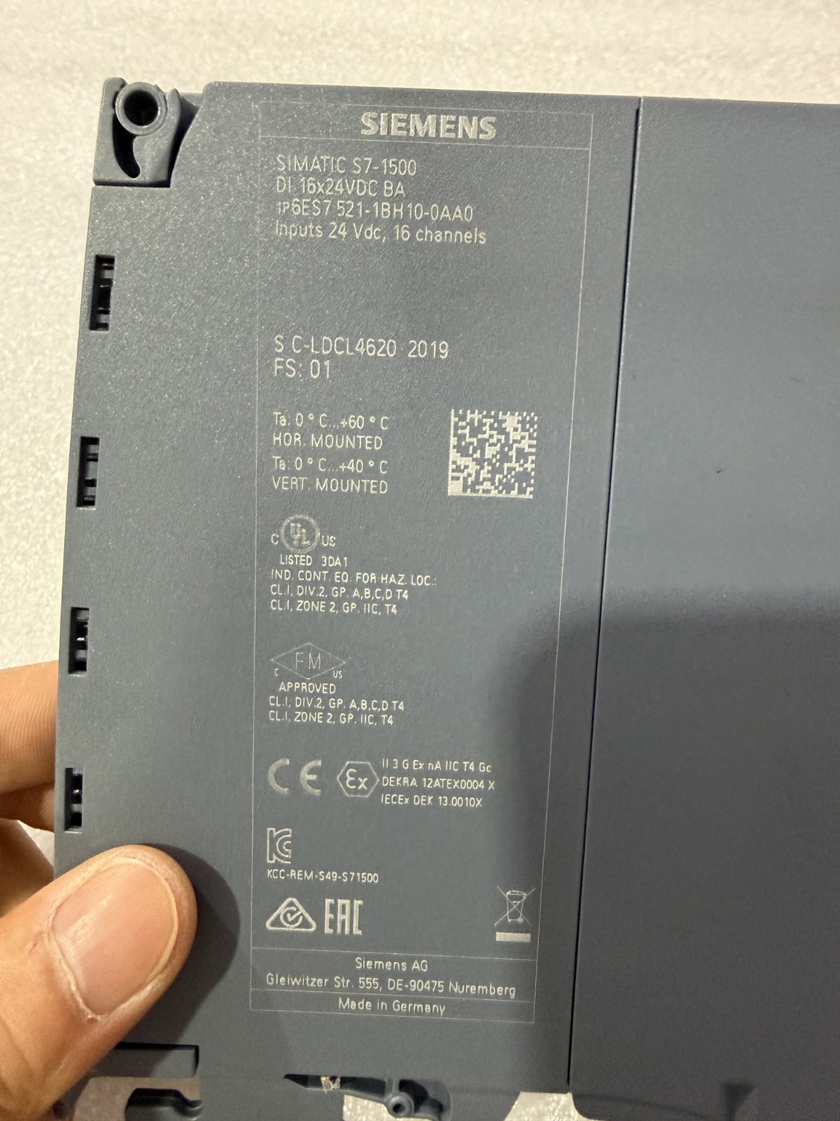 Siemens SIMATIC S7-1500 6ES7 521-1BH10-0AA0 digital input module 6ES7521-1BH10-