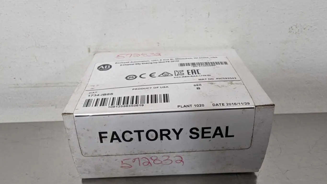 Allen-Bradley 1734-IB8S Safety Sinking Input Module PN-193342 Ser B 8 Channel