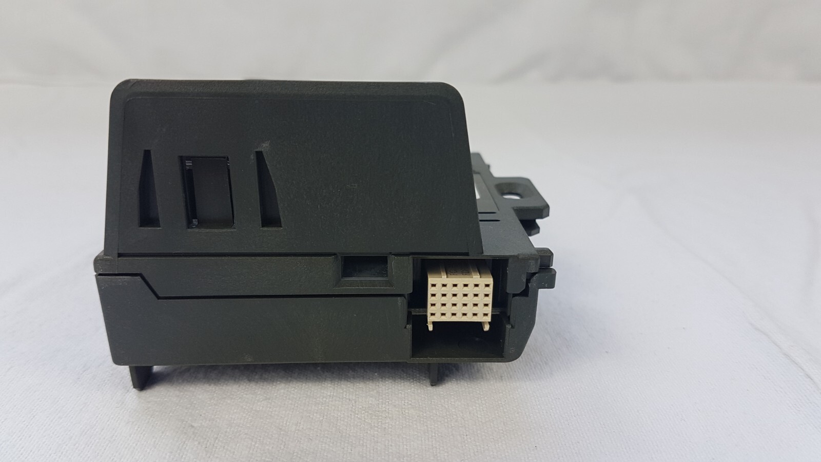 Siemens 6ES7-195-7HB00-0XA0 Simatic DP BUs Module for ET-200M – BM 2X40 – Used