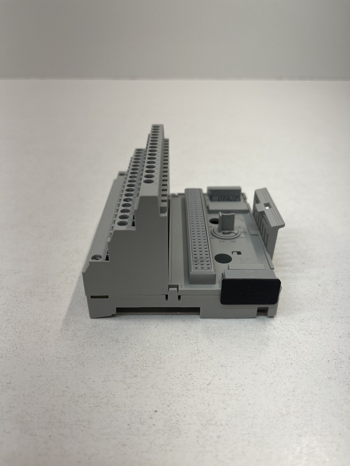 Allen Bradley 1749-TB2 Ser. A Terminal Base – New Open Box