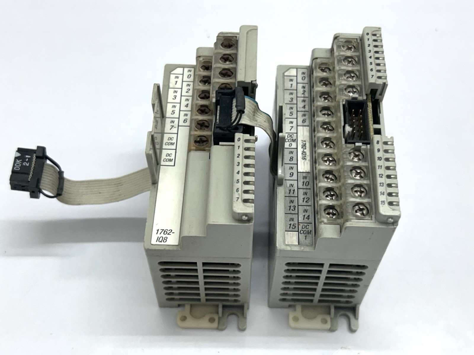 LOT OF 2PCS ALLEN BRADLEY 1762-IQ16 SER-A& 1762-IQ8 SER -A