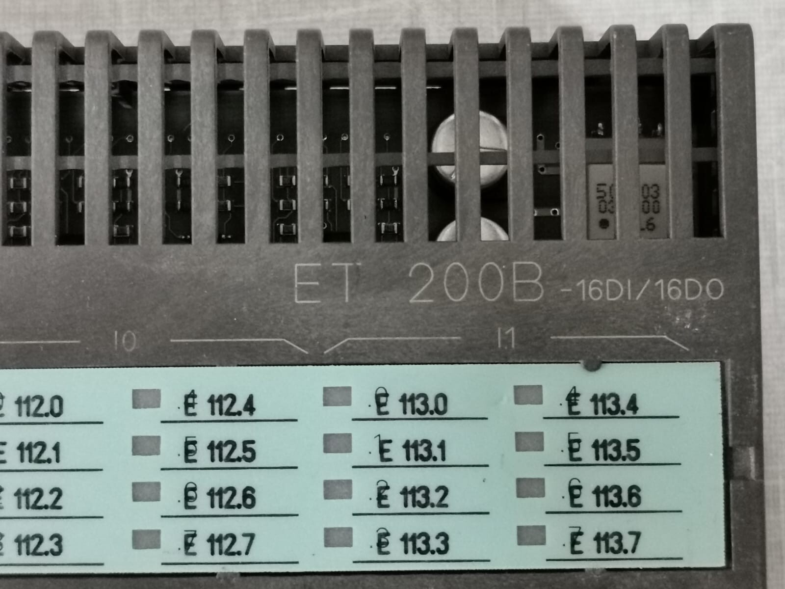 Siemens ET200B-16DI/16DO PLC Module Lot 2