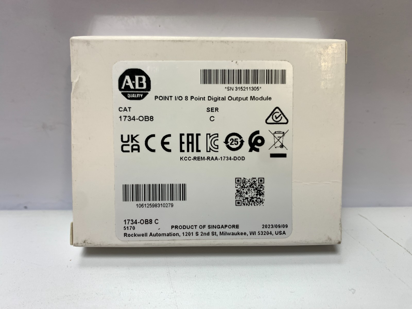 New! Allen-Bradley 1734-OB8 SER C I/O 8 Point Digital Output Module