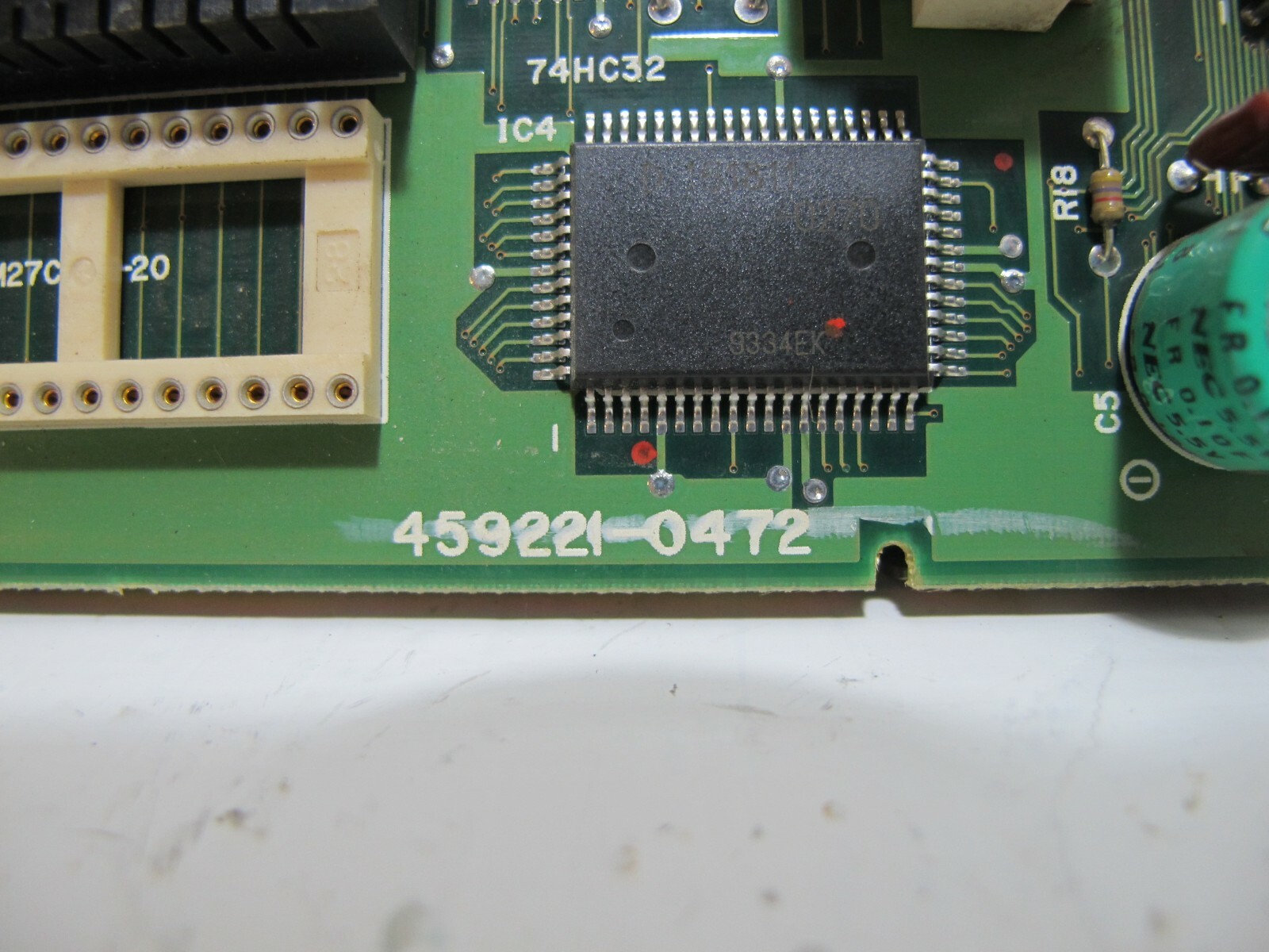 Allen Bradley 459221-0472 PC Board 1747-L30A SLC 500 Processor 30 I/O 4592210472