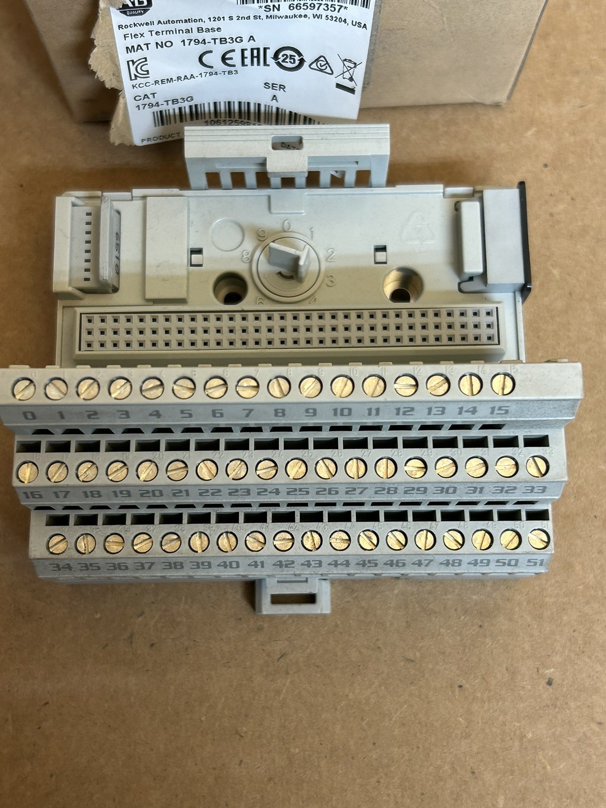 Allen-Bradley 1794-TB3G /A Flex Terminal Base Module 1794TB3G New Open Box