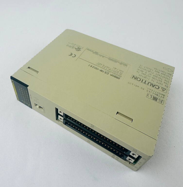 Omron CS1W-OD261 Output Unit