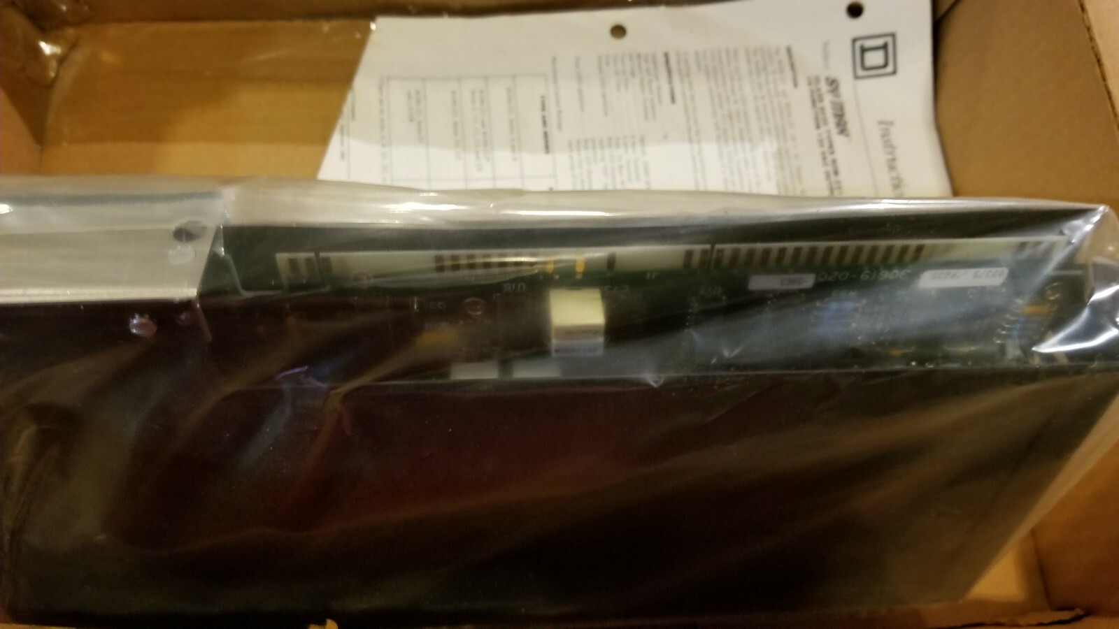Square D 8030 ROM-221 ROM221 SY/Max F2 Output Module SQD 120v – New sealed bag