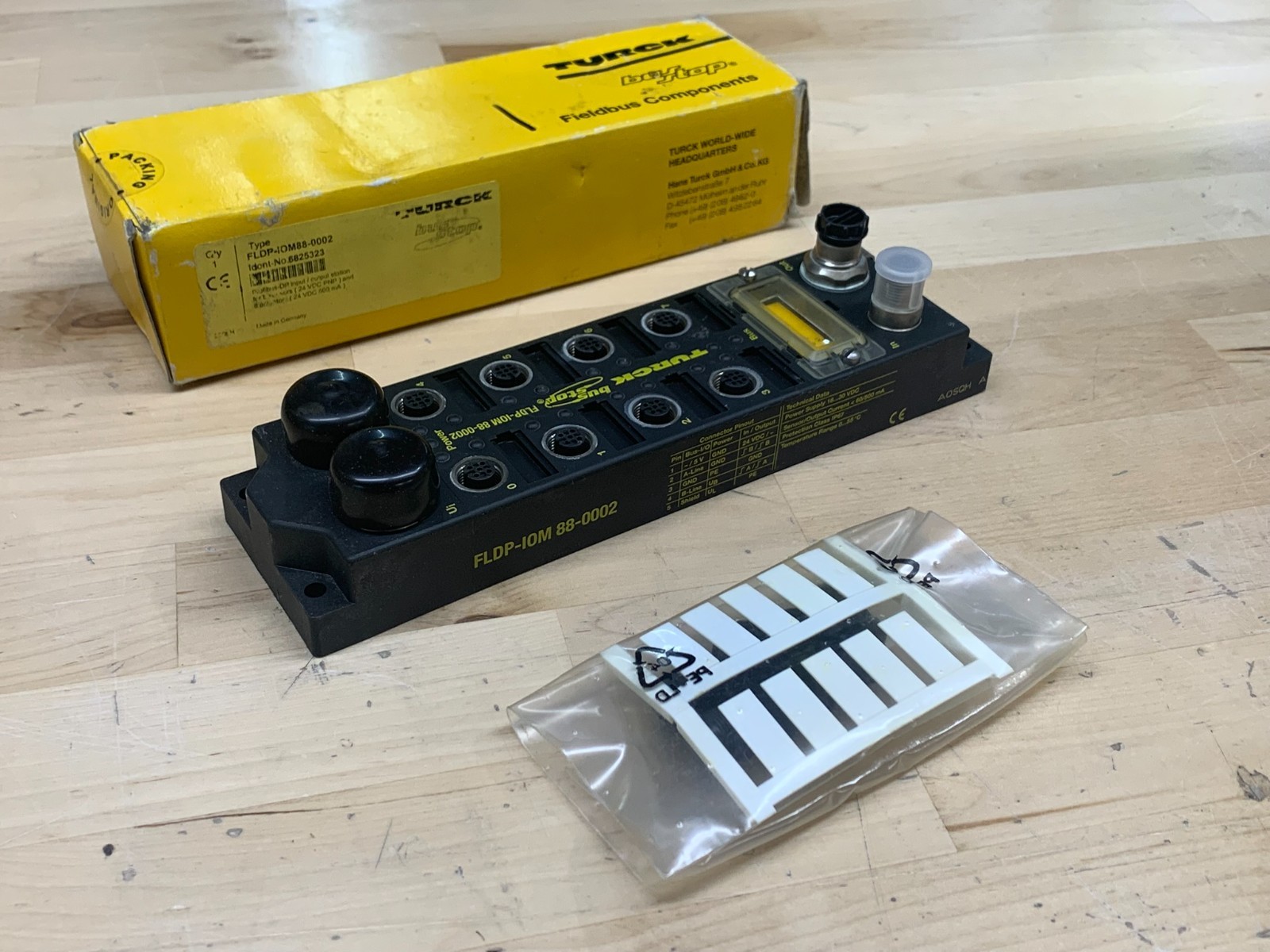 Turck FLDP-IOM88-0002 Fieldbus I/O Module PROFIBUS-DP