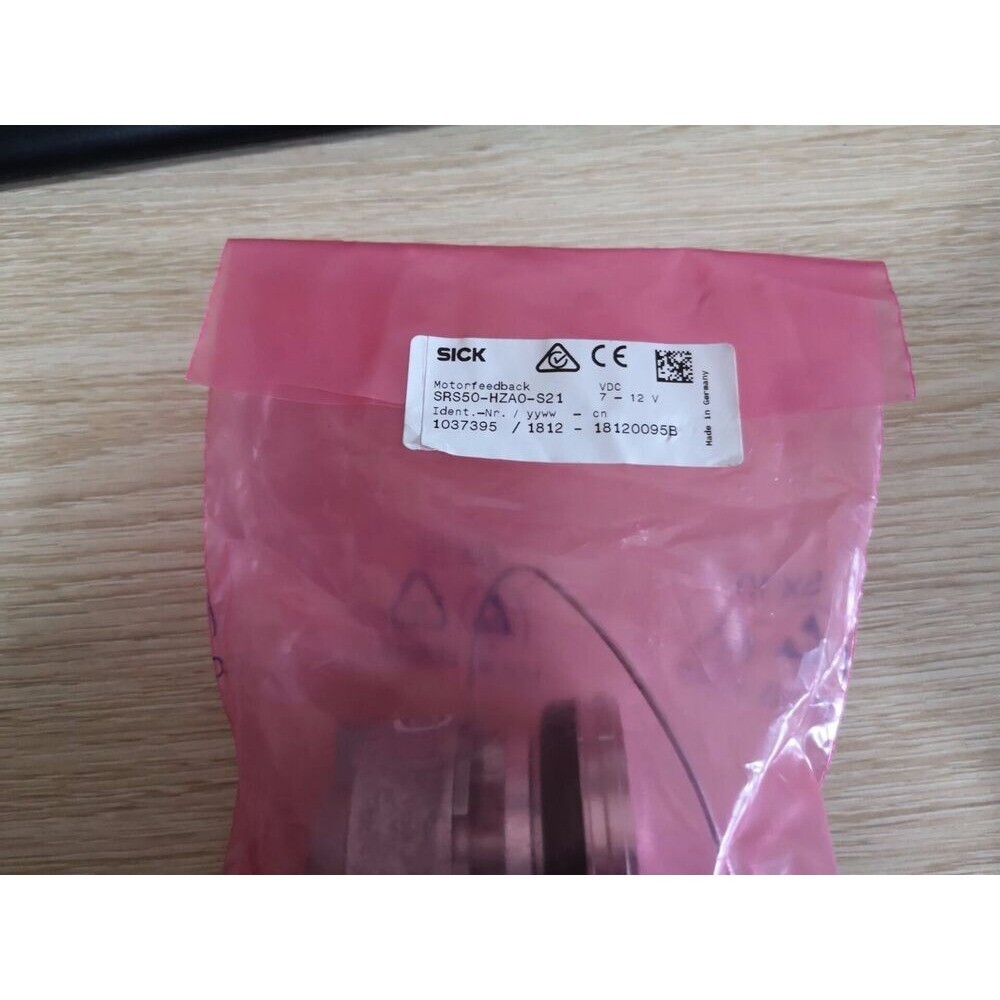 New SICK SRS50HZA0S21 1037395 SRS50-HZA0-S21 ENCODER