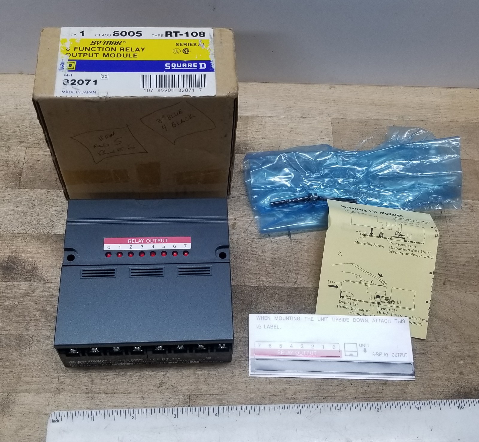 New in Box Square D Symax Class 8005 RT-108 PLC 8 Function Relay Output Module