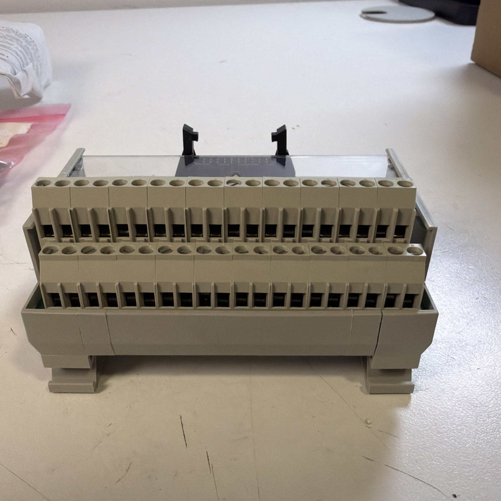 ALLEN BRADLEY, 1492-IFM20F-F-2, INTERFACE MODULE, NEW!