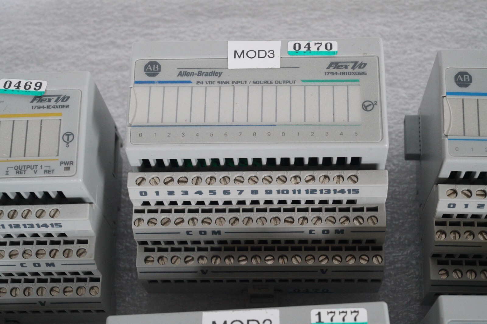 Allen Bradley 1794-IE8 Ser. B Flex I/O Analog Input Module W 1794-TB3