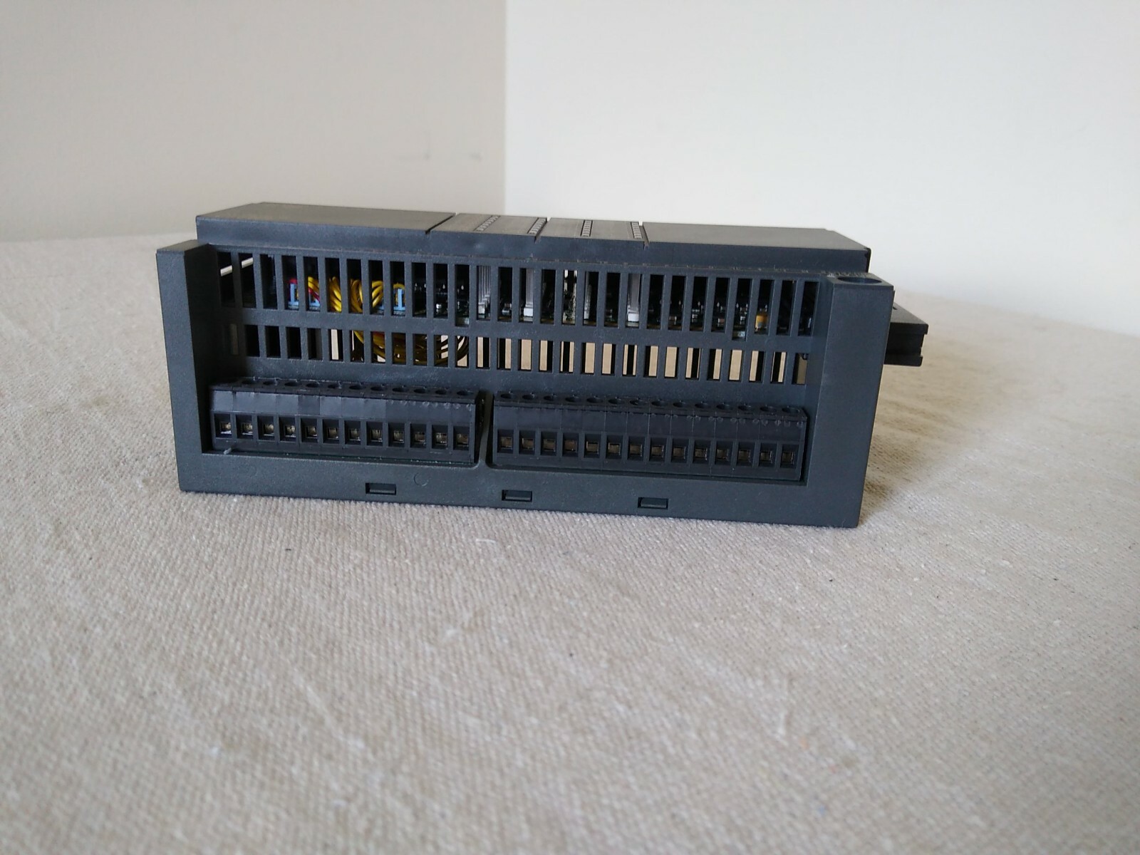 Siemens 6ES7 223-1PL00-0XA0 S7-200 EM223 Expansion Module