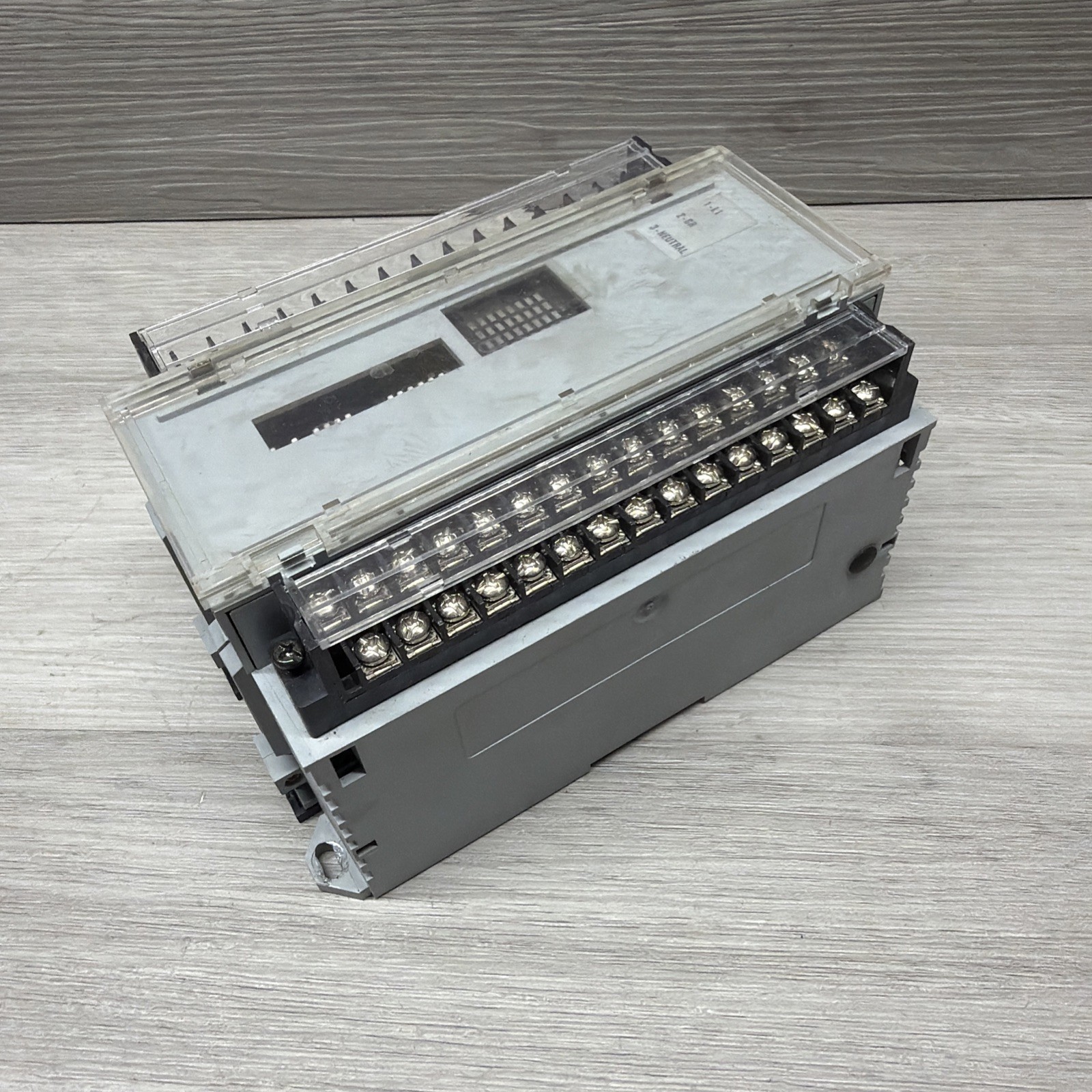 Allen Bradley 1791-16AC Block I/O Module 16-Inputs / 16-Outputs, Parts Only