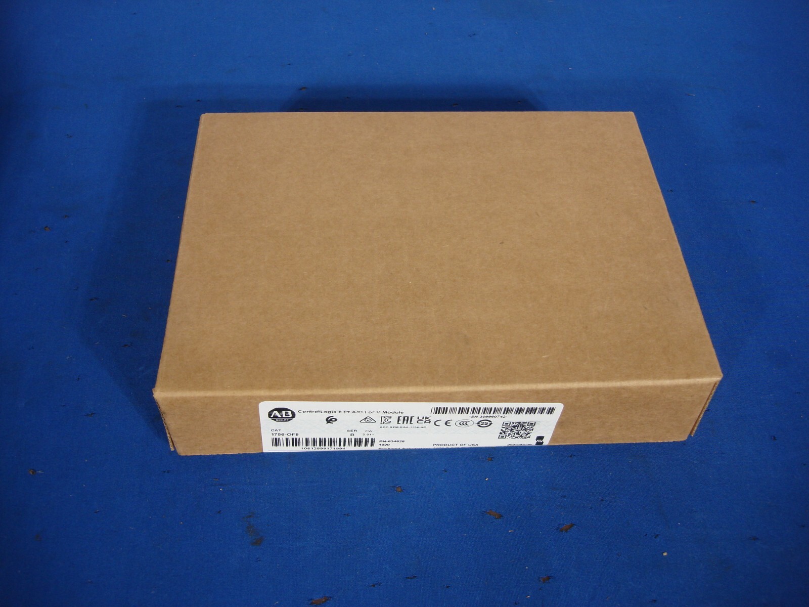 Allen Bradley ControlLogix 8 Pt A/O 1756-OF8 Ser B MFG 2023 2.011