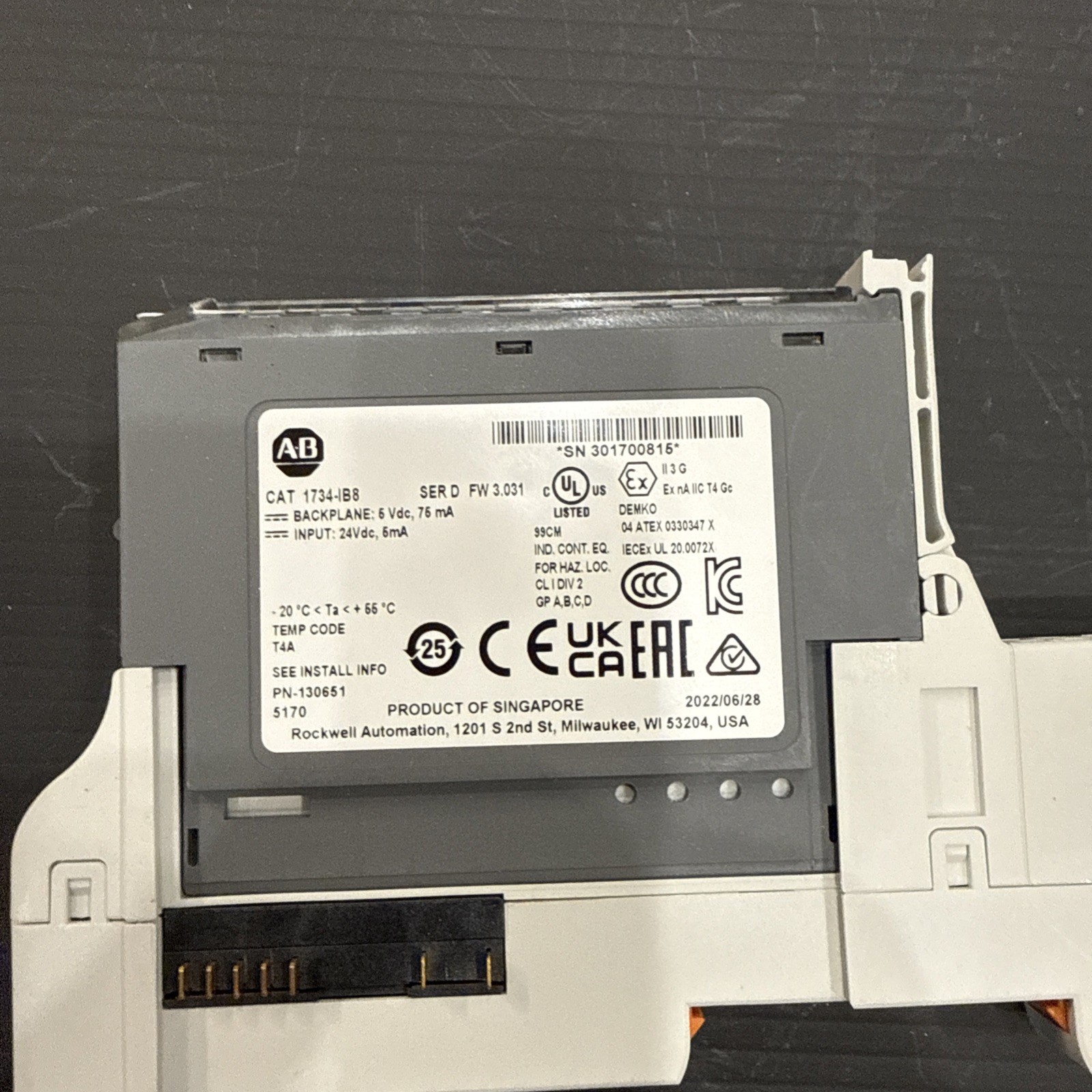 Allen Bradley 1734-IB8 1734-1B8 D 1734-MB 1734-RTBS Point I/O Input Module 24VDC