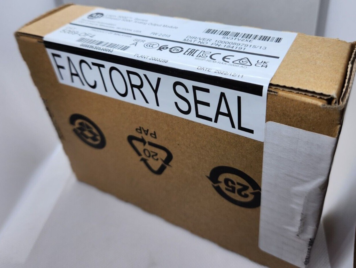 Allen Bradley 5069-OF4 Compact 5000 Analog Output Module