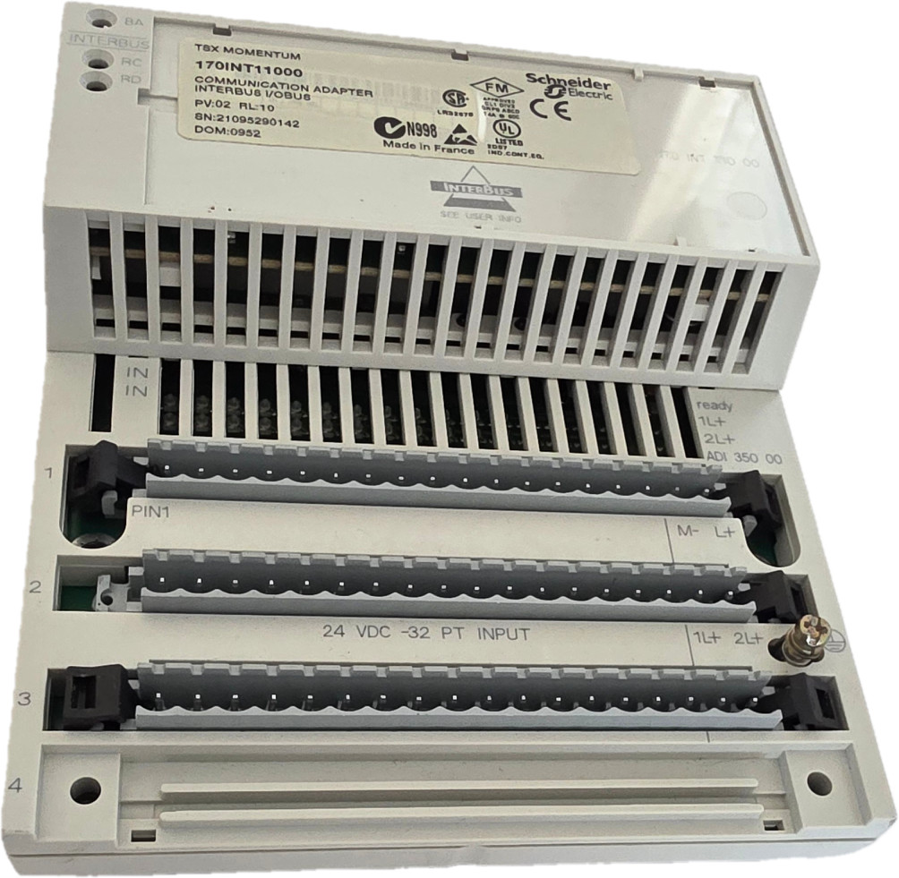 Schneider Electric 170AAI03000 w/ 170INT11000 Adapter 8CH Analog Input