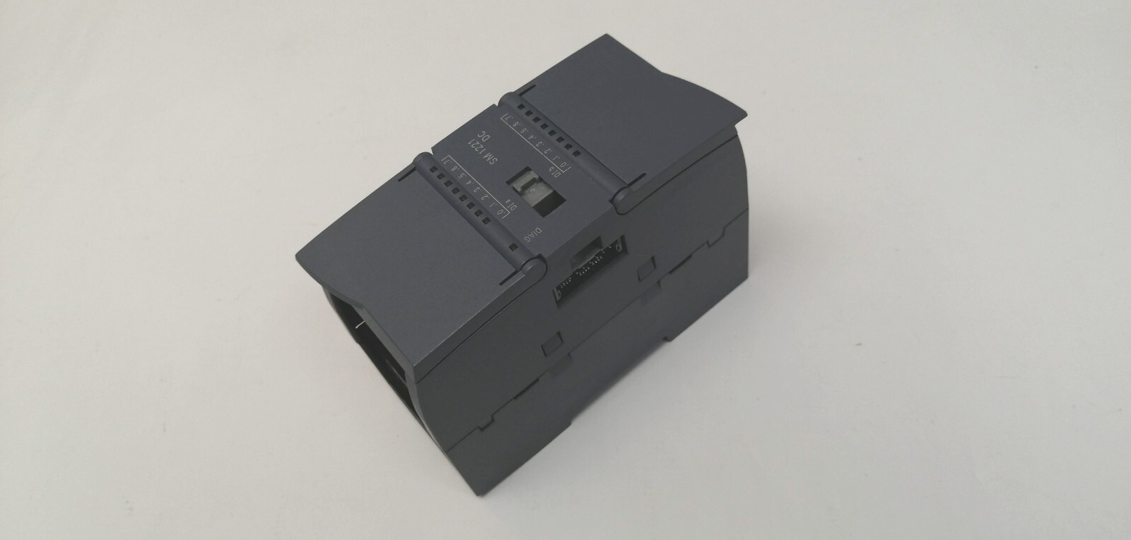 Siemens Simatic I/O Modul SM1221 6ES7 221-1BH30-0XB0 16x Digital Eingang
