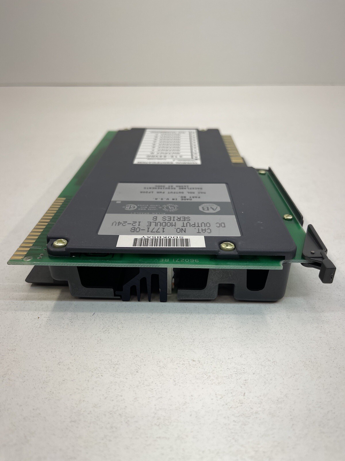 Allen Bradley 1771-OB Series B DC Output Module 12-24V