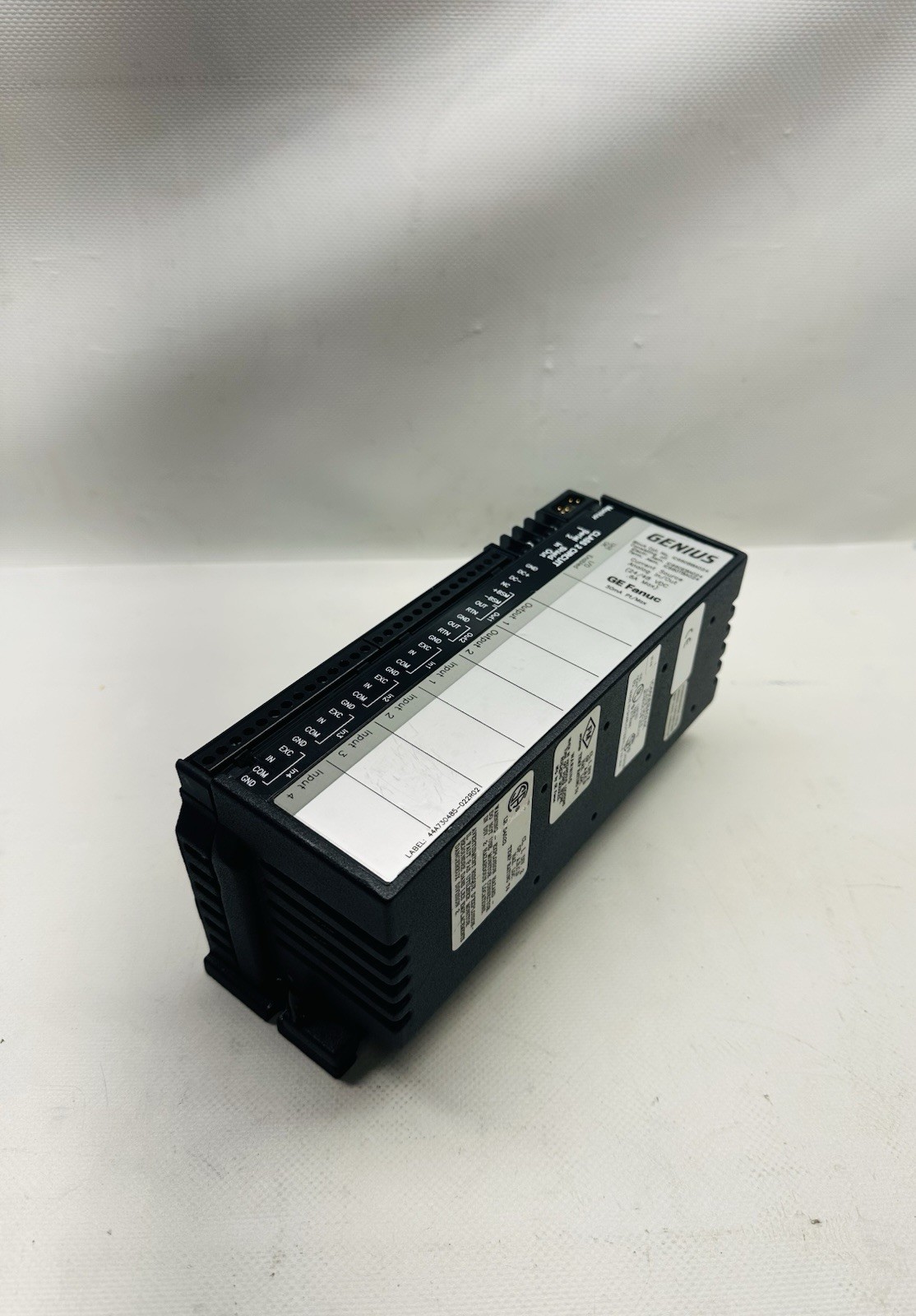 GE Fanuc IC660BBA024 Genius I/O Block, Current Source Analog In/Out, 24/48VDC