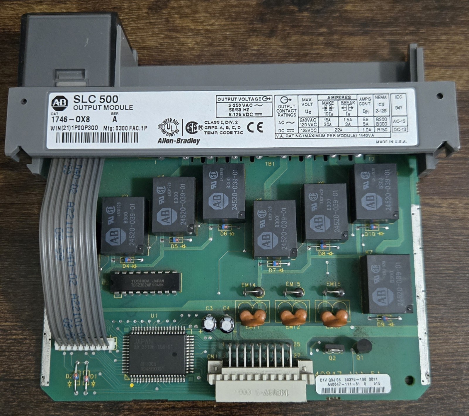 Allen-Bradley 1746-0X8 Ser A Output Module SLC 500 Used Good Condition