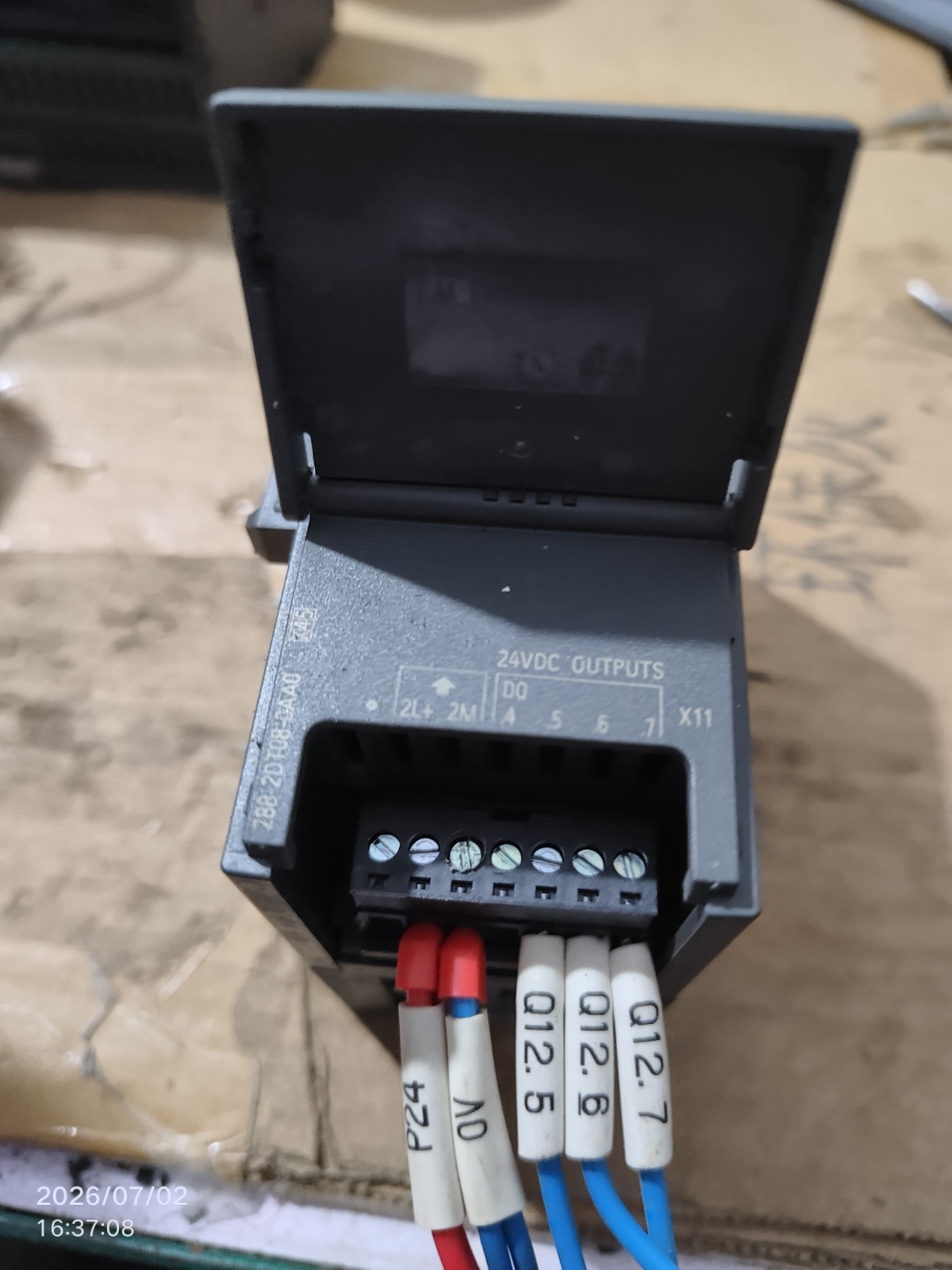 SIEMENS 6ES7 288-2DT08-0AA0 SIMATIC S7200 Smart Digital Output Module 24VDC