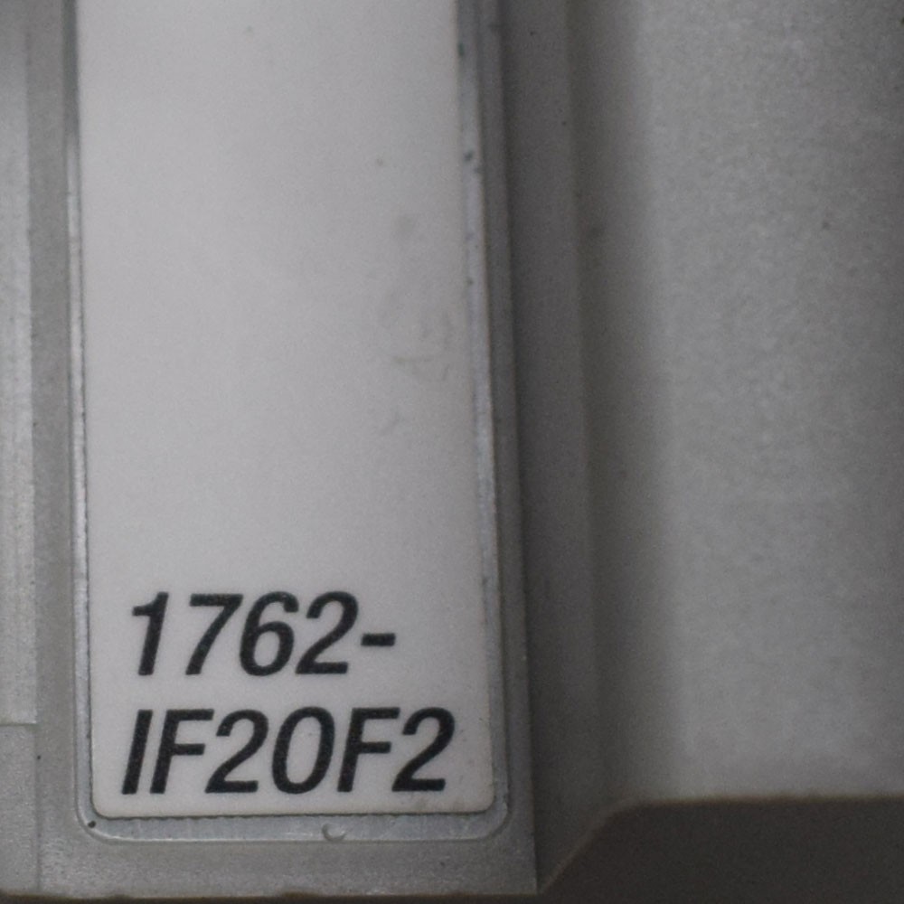 Allen-Bradley 1762-IF2OF2 MicroLogix 1000 Programmable Logic Controller 0-10VDC